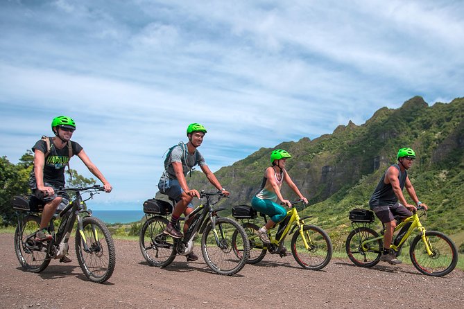 Kualoa Ranch: Novice E-Bike - Riding through Kualoa Ranch on two wheels