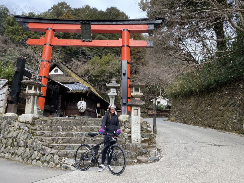 Kyoto: Arashiyama Bamboo Forest Morning Tour by Bike - Tenryuji gardens and the quieter temple stops