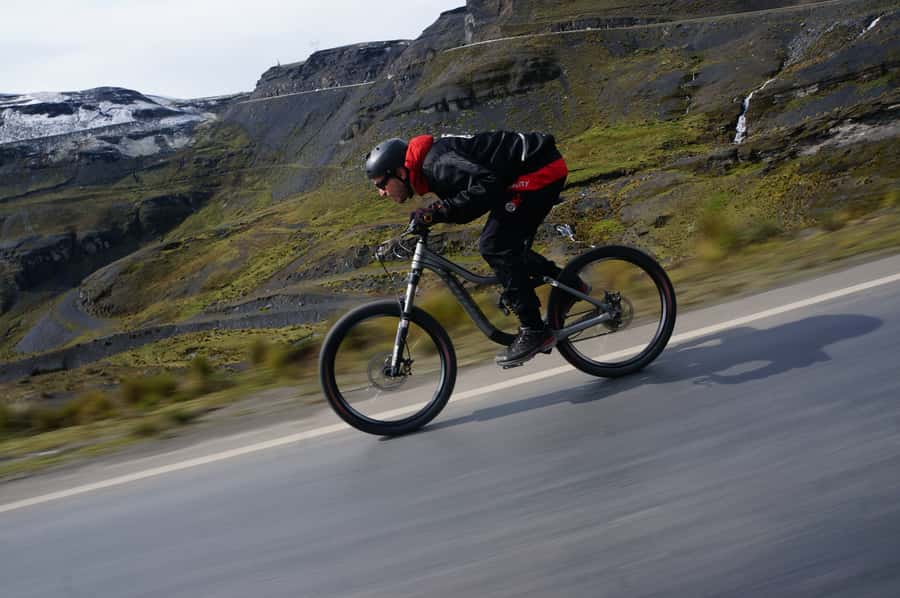 La Paz: Mountain Bike Down the World's Most Dangerous Road - How demanding is the Death Road ride?