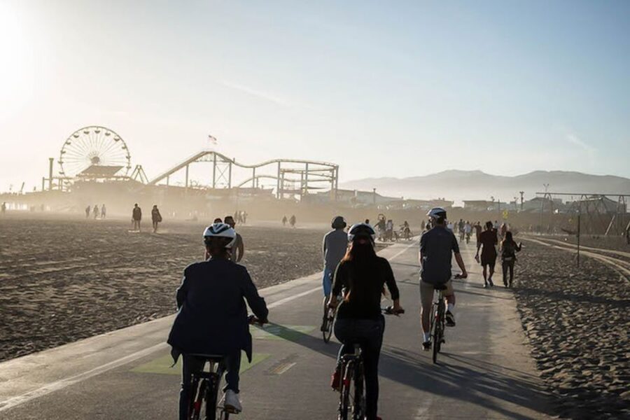 LA: Santa Monica & Venice Beach Bike Adventure - Practical details that matter