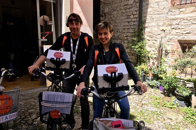Lake Como: eBike City Tour Guided by an iPad and a Tour Leader - How the iPad and headset change the experience