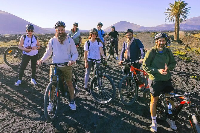 Lanzarote E-Bike Tour: Volcano Craters & Scenic Vineyards - Key points before you book