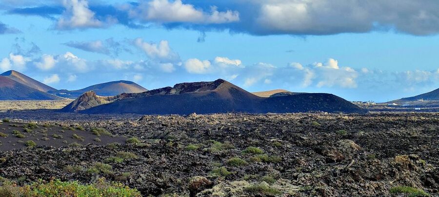 Lanzarote E-Bike Tour: Volcano Craters & Scenic Vineyards - Practical details and cancellation