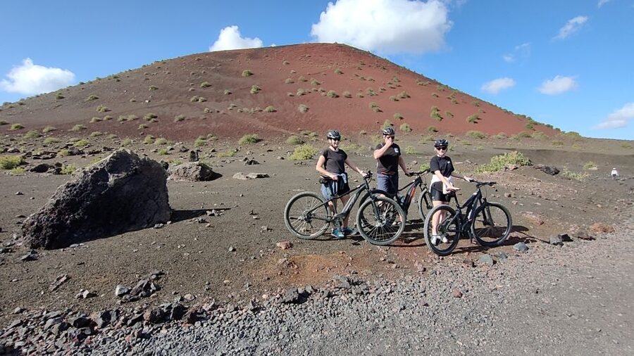 Lanzarote E-Bike Tour: Volcano Craters & Scenic Vineyards - Who will enjoy it most