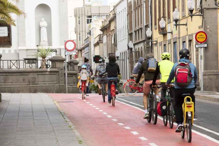 Las Palmas de Gran Canaria: Guided City Tour by Bike - Triana and the city’s central districts