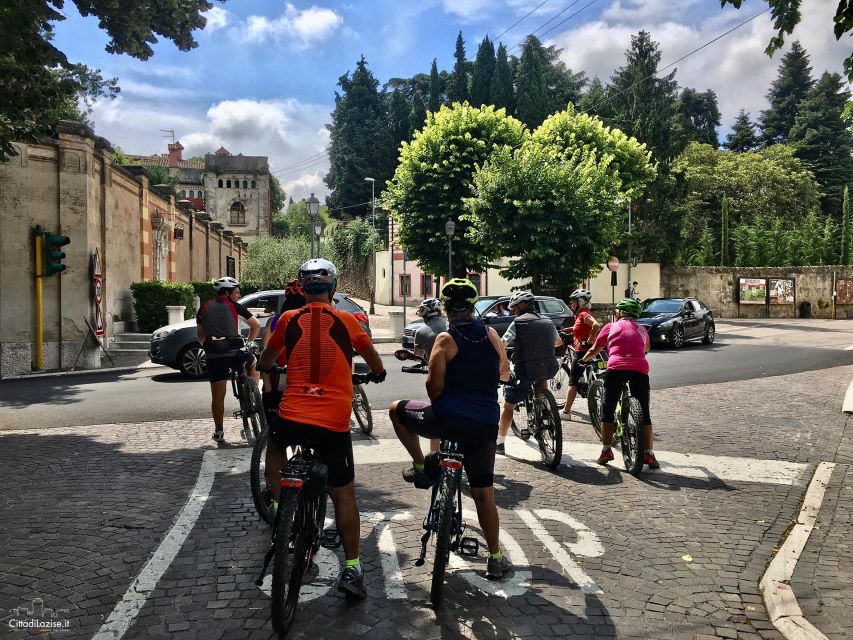 Lazise: Bike Tour and Wine Tasting - The guides and the feel of the group