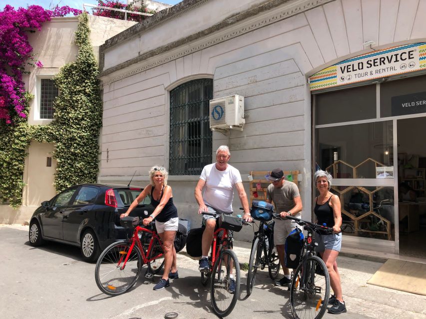 Lecce: City Highlights Guided Tour by Bike - The guides are a major part of the value