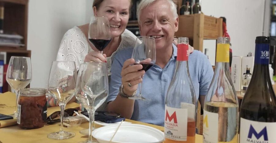 Lecce: Guided Tour & Wine Tasting by Bike - Piazza del Duomo, Lecce’s grand opening scene