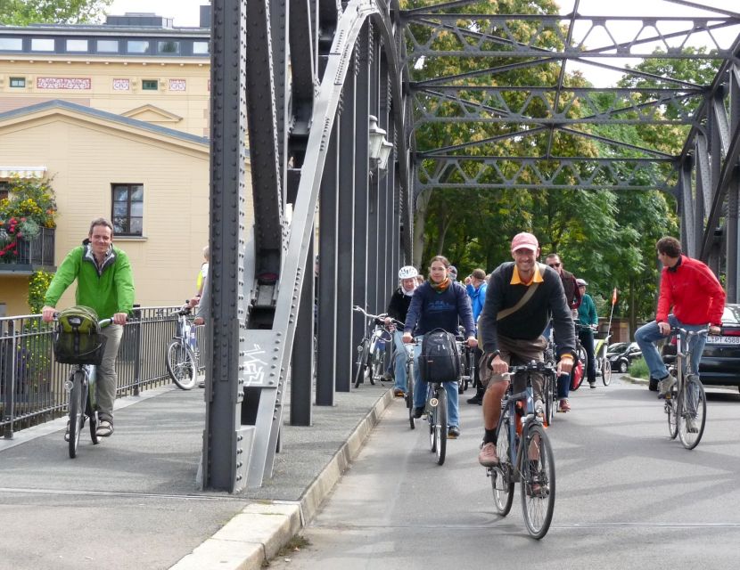 Leipzig: 3-Hour Guided Bike Tour - Plagwitz and Schleußig: Leipzig beyond the old center