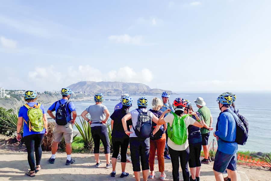 Lima Bike Tour: La Costa Verde & Jesus Statue in Chorrillos - Lima’s coast in six useful points