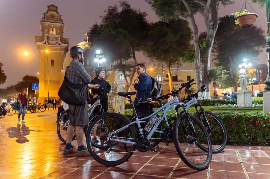 Lima: City biking - What the $25 Price Really Gives You