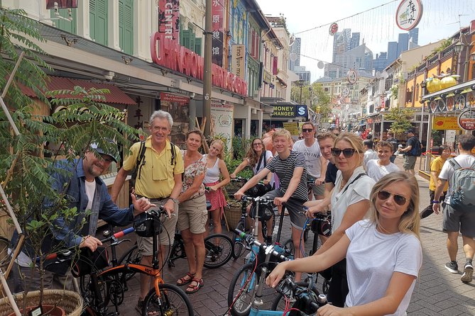 Lion City Bike Tour of Singapore - Colonial District and Merlion Park