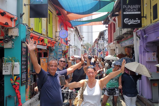Lion City Bike Tour of Singapore - Chinatown, with a useful drink break