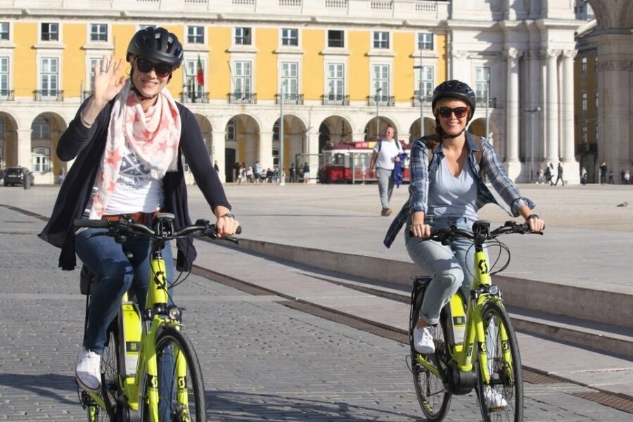 Lisbon: 3-Hour Tour by E-Bike - Avenida da Liberdade and Lisbon’s polished side