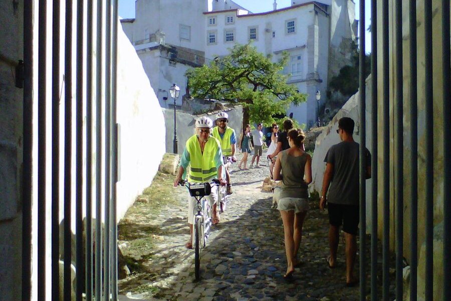 Lisbon: 7 Hills Half-Day Electric Bike Tour - Vila Berta, Palácio Belmonte, and the city’s quieter corners
