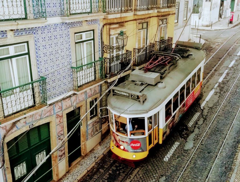 Lisbon: 7 Hills Panoramic Guided Tour by E-Bike - Key points at a glance