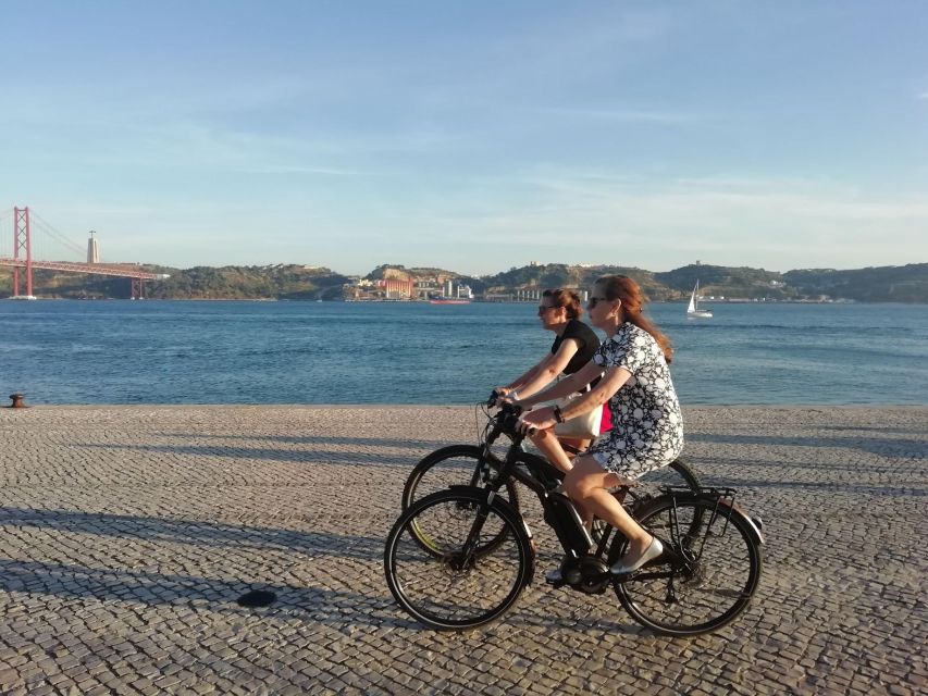 Lisbon: Bike Tour From City Center to Belem - Belém Tower and the Monument to the Discoveries