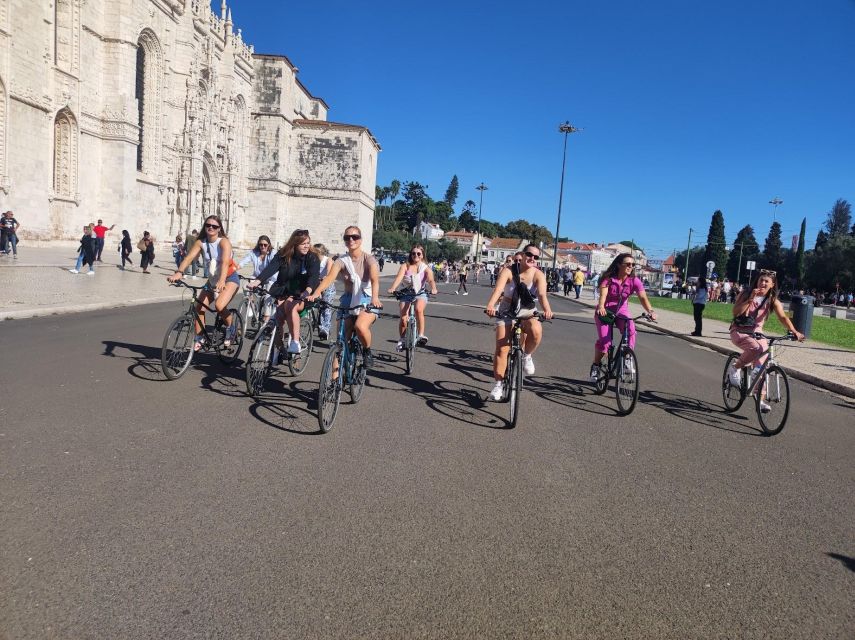 Lisbon: Bike Tour From City Center to Belem - Ginjinhas, photo stops, and local advice