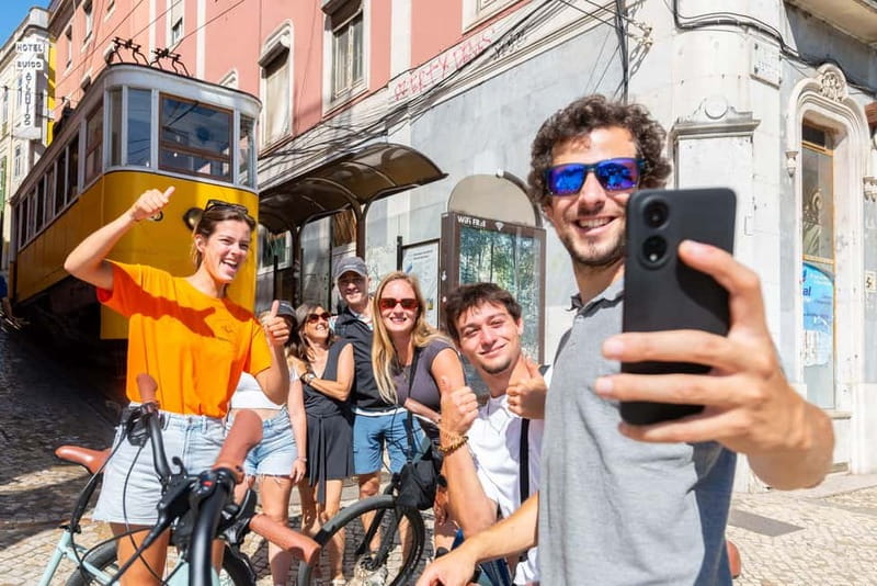 Lisbon: Bike Tour from Lisbon to Belém + Liquor & Pastry - Key points before you book