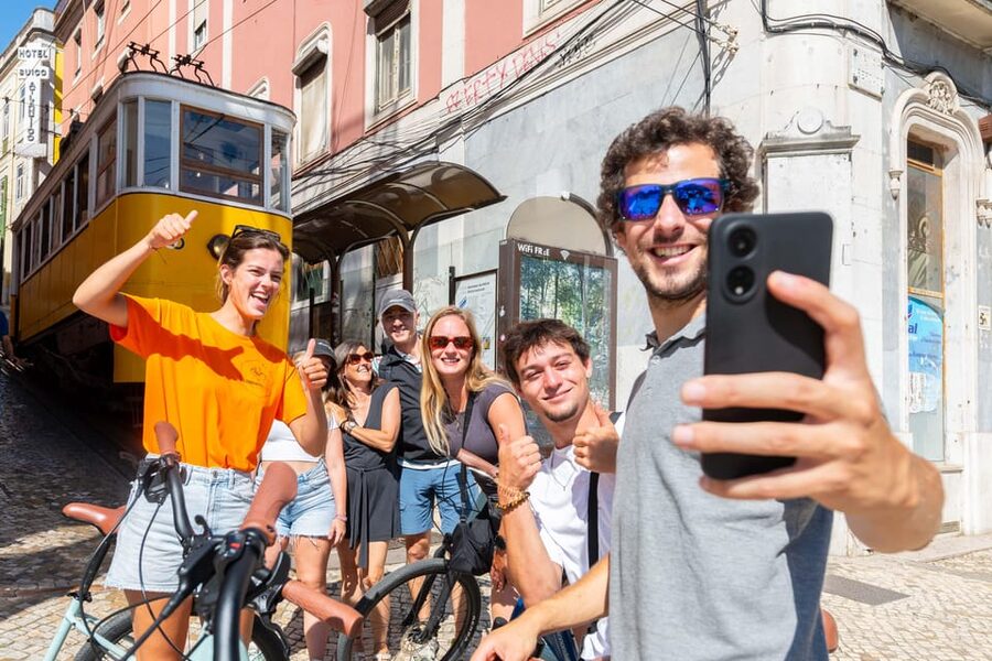 Lisbon Bike Tour: Langs de rivier van Belém naar Lissabon - What the $46 price includes