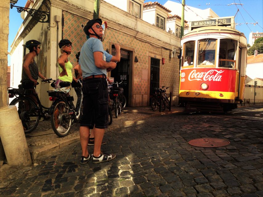 Lisbon: City Highlights and Viewpoints E-Bike Tour - Penha de França and the eastern city