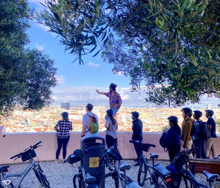 Lisbon: City Highlights and Viewpoints E-Bike Tour - Restauradores, Baixa, and Praça do Comércio