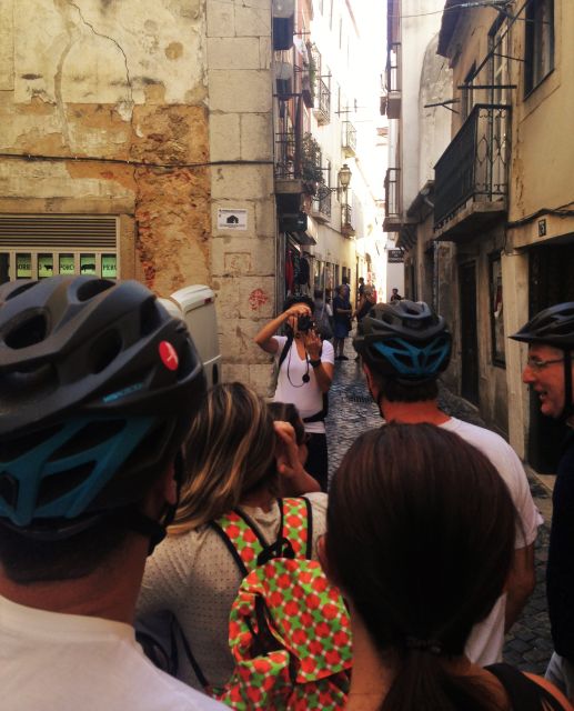 Lisbon: City Highlights and Viewpoints E-Bike Tour - What the guides add