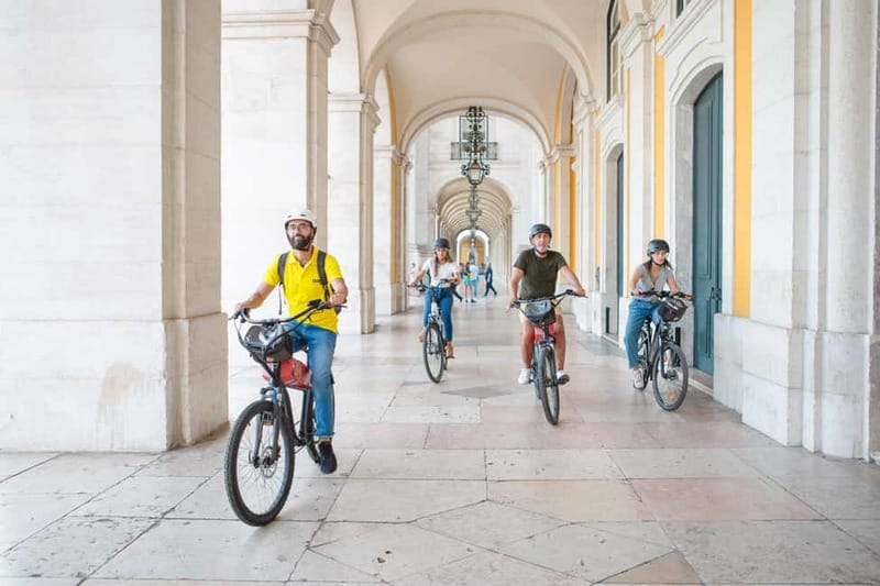 Lisbon: Electric Bike Tour by the River to Belém - Pastel de nata and coffee in Belém