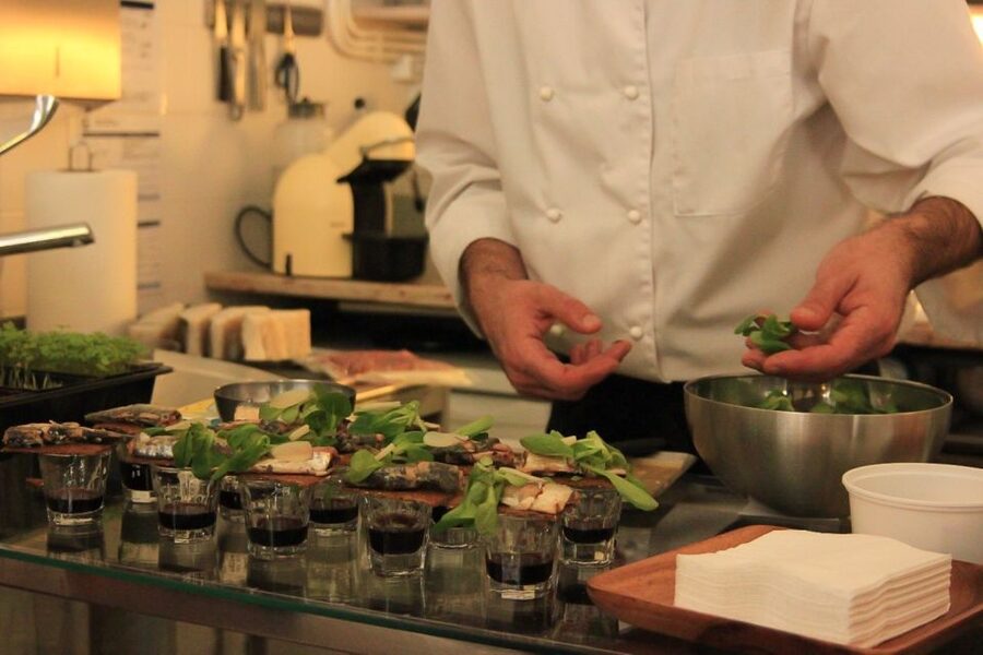 Lisbon: Portuguese Petiscos Tasting Tour by E-Bike - Why the food and bike combination works