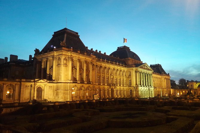 Lively Brussels Highlights Bike tour DUTCH - The European quarter and its giant egg