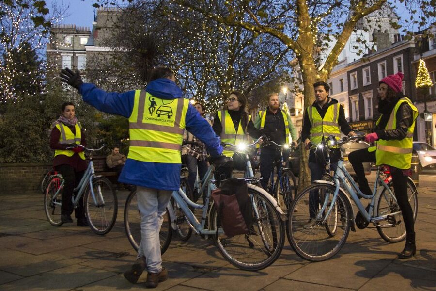 London Christmas Lights Bike Tour - Big Ben And The Houses Of Parliament