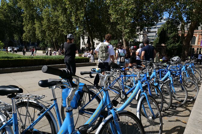 London Classic Landmarks Bike Tour with Local Guide - Cleopatra’s Needle, the London Eye, and Leake Street