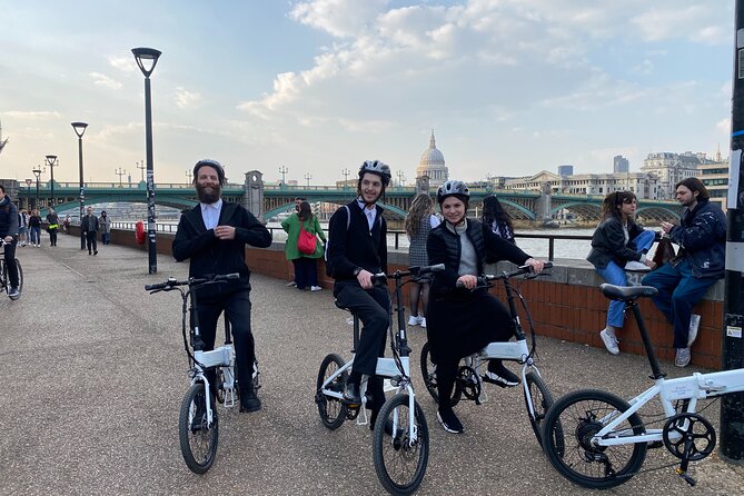 London E-Bike tour & Borough market - Starting near Blackfriars and learning the bike