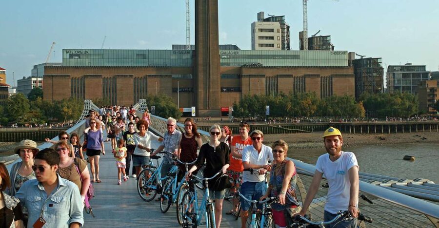London: East London Town 3.5-Hour Bike Tour - Tower Bridge and the Tower of London