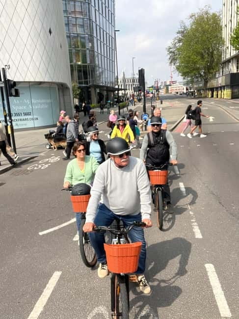 London: Guided E-bike Tour - Westminster Bridge and the Southbank views