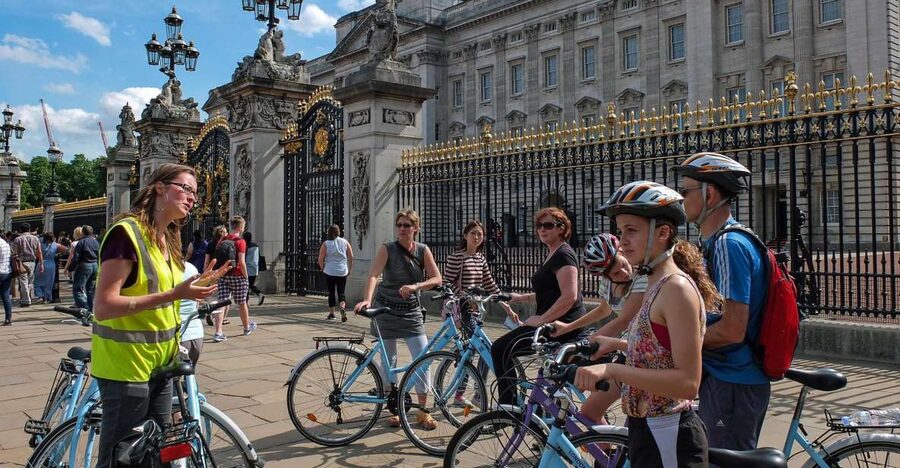London: Private Bike or eBike Gold Classic Tour - What the Ride Actually Feels Like