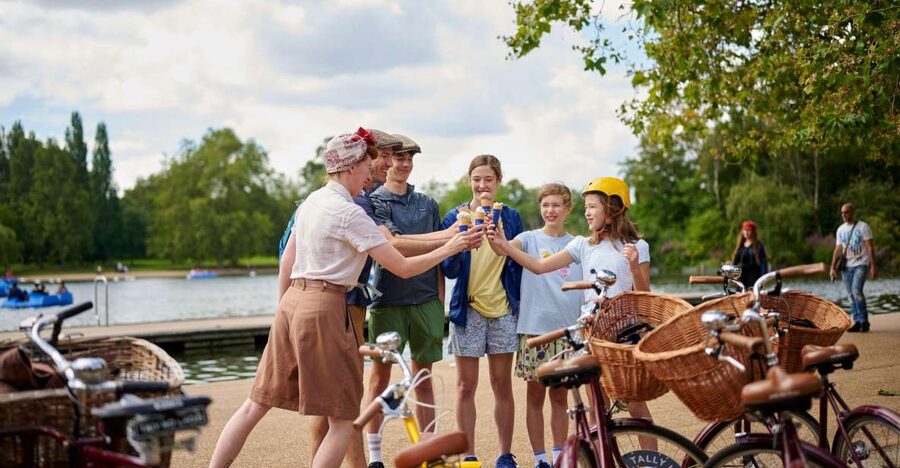 London: Private Family Guided Bike Tour with Childseats - Key points to know before you book
