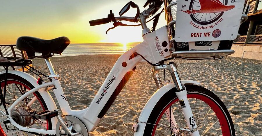Los Angeles: Beach E-Bike Ride Redondo Beach to Santa Monica - Hermosa Beach brings the first beach-town stop