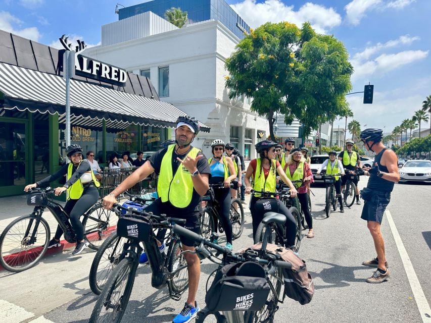 Los Angeles: Beverly Hills Guided Electric Bike Tour - West Hollywood: a short orientation ride