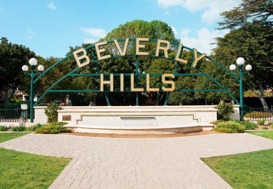 Los Angeles: Beverly Hills Guided Electric Bike Tour - The Pacific Design Center and the shift into Beverly Hills