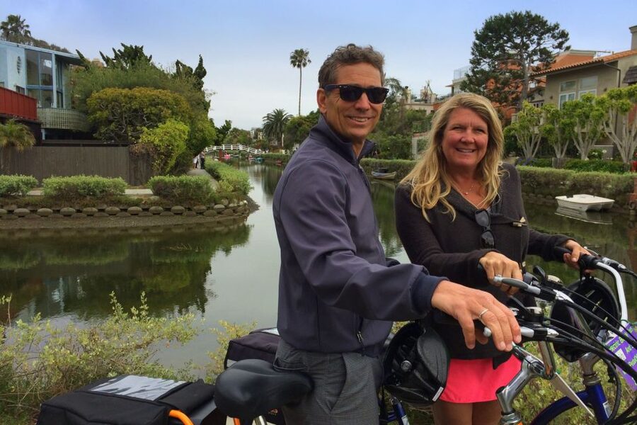 Los Angeles: Santa Monica and Venice eBike Tour - Muscle Beach and the public side of Venice