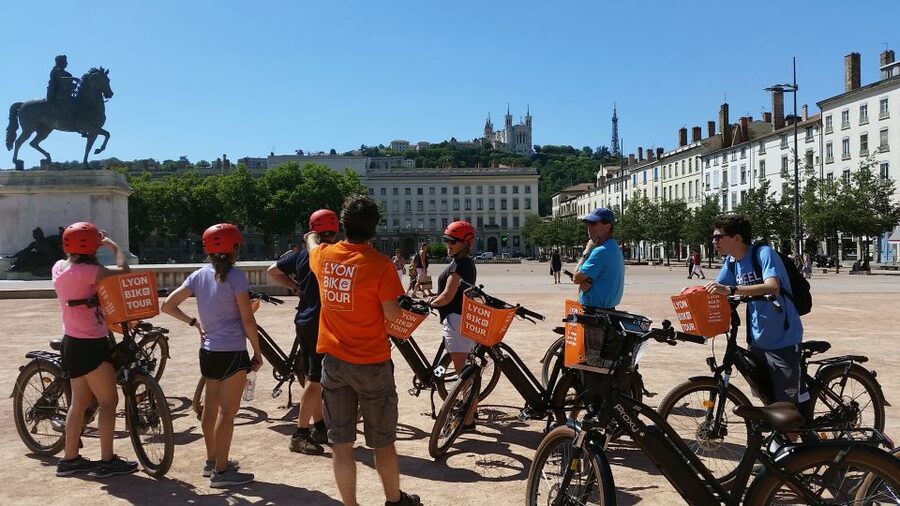 Lyon: 2-Hour Electric Bike Tour with a Local Guide - Tête d’Or Park is the tour’s best change of pace
