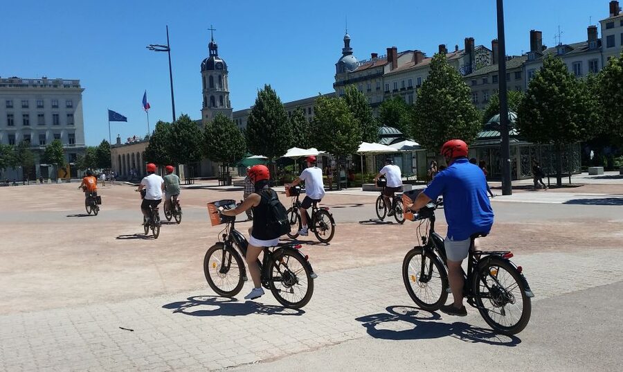 Lyon: 2-Hour Electric Bike Tour with a Local Guide - The Croix-Rousse tunnel adds an unusual moment