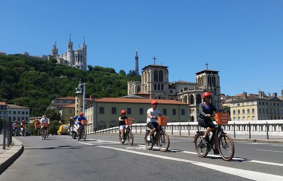 Lyon: 2-Hour Electric Bike Tour with a Local Guide - Starting in Old Lyon near the Palais de Justice