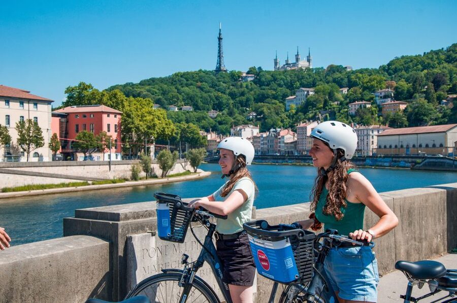 Lyon: 2-Hour Panoramic E-Bike Tour - What the history component adds