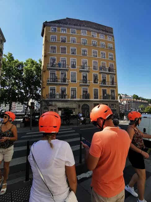 Lyon: 3-Hour Guided E-Bike Tour - Starting near the Pub Danois in central Lyon