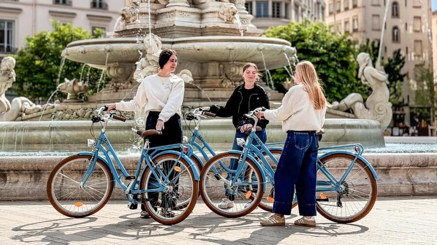 Lyon: Guided City Bike Tour - Vieux Lyon and the Saône: A Gentle First Look