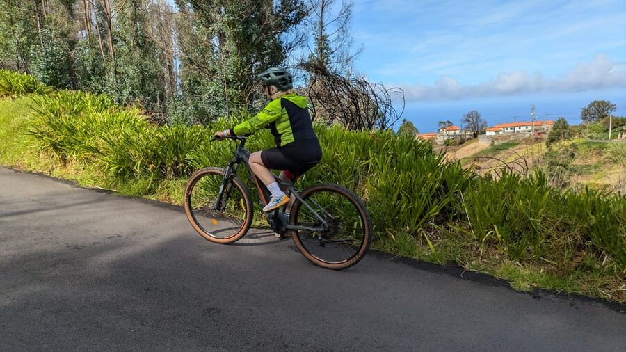 Madeira West coast: Guided Sightseeing E-Bike Tour - What the e-bike and guide add