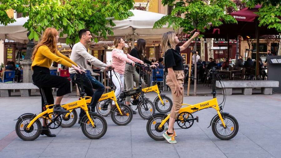 Madrid: Highlights & Parks with Electric Bike Private Tour - Why an e-bike works well in Madrid