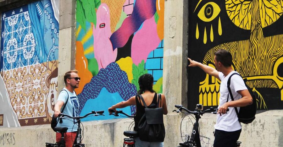 Madrid: Street Art Bike Tour - Starting near Puerta del Sol and Gran Vía
